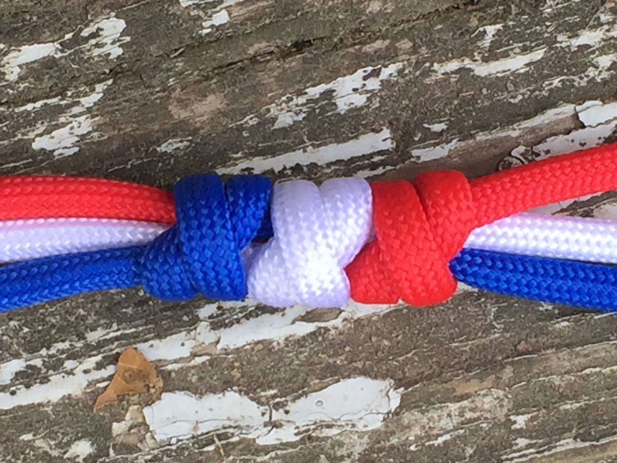 Red, White and Blue Paracord Necklace - Prayer Knots #TritonParacord #ParacordNecklace