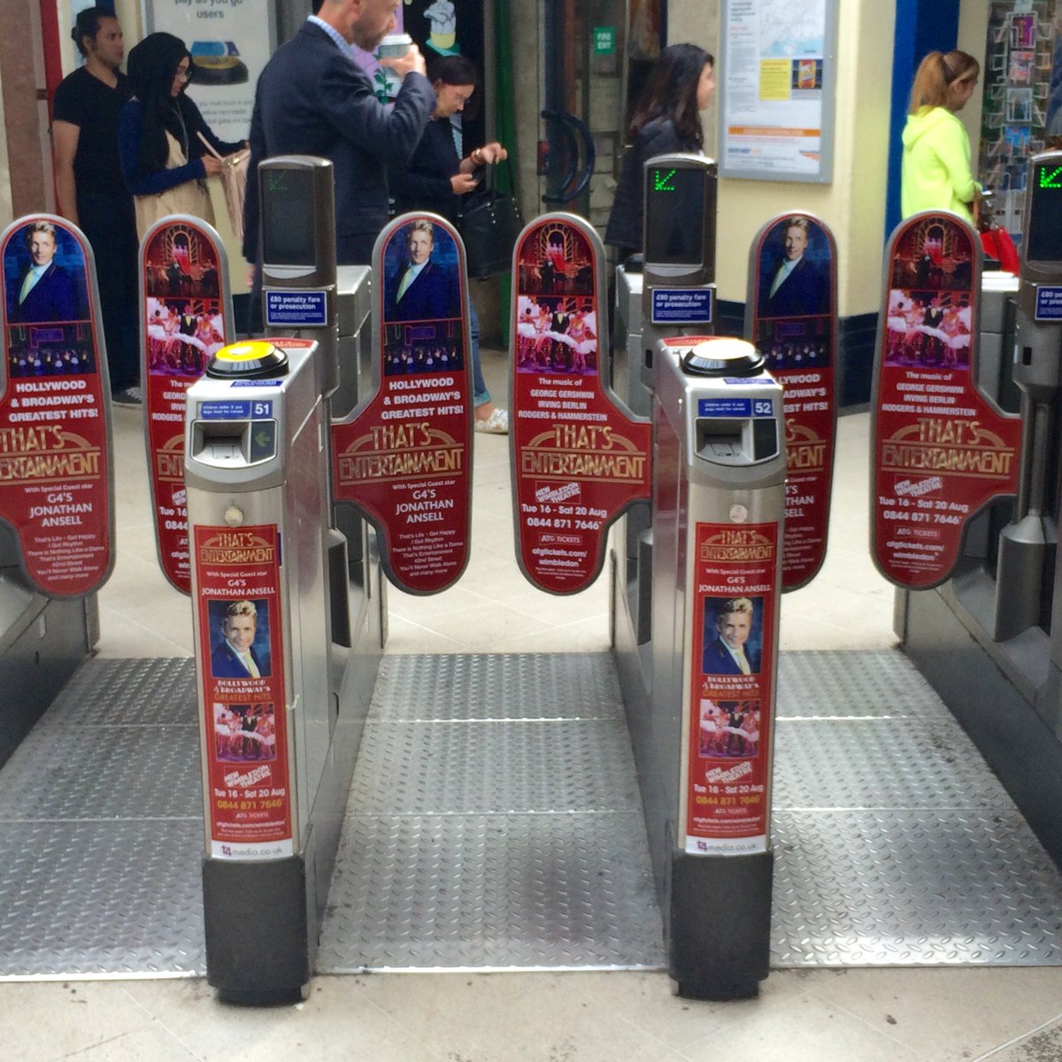 Have you seen <a href="/ThatsEntShow/">That's Entertainment</a> at Wimbledon station? Coming here 16-20 August, with special guest <a href="/JonathanAnsell/">Jonathan Ansell G4</a>.