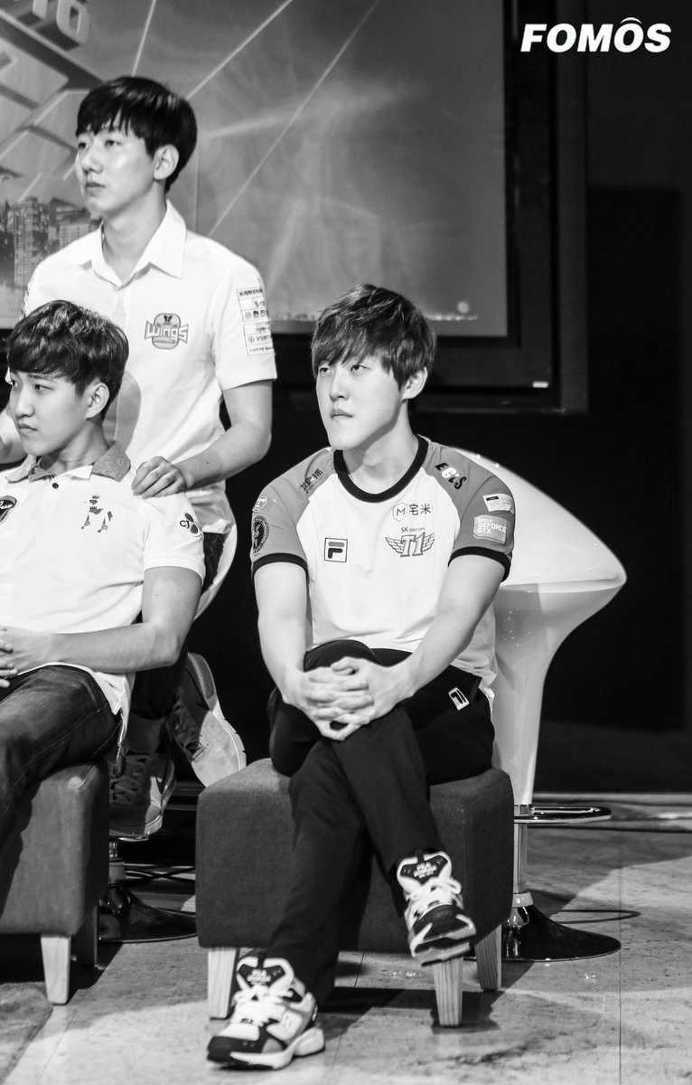 kenzi131's tweet photo. #GSL   .@SKT1_Classic https://t.co/qBAnyOPNWQ