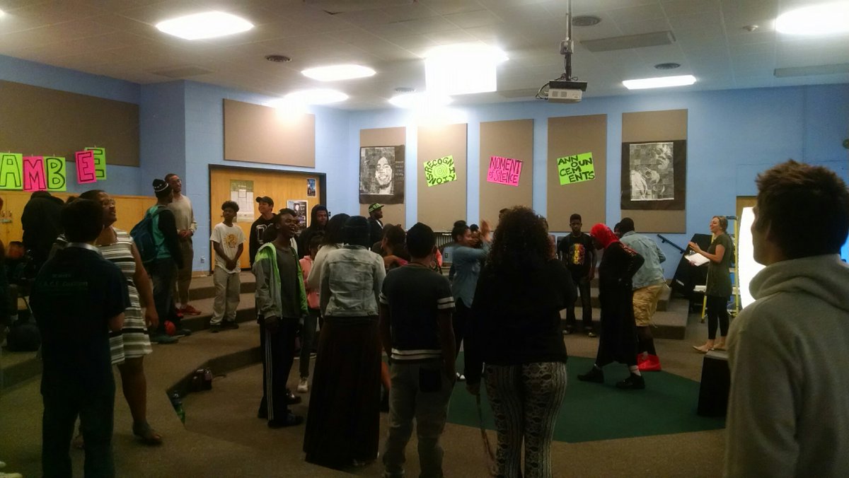 rainierbeach's tweet image. I got a recognition y'all, I got a recognition y'all...all y'all doing the Freedom School thang!