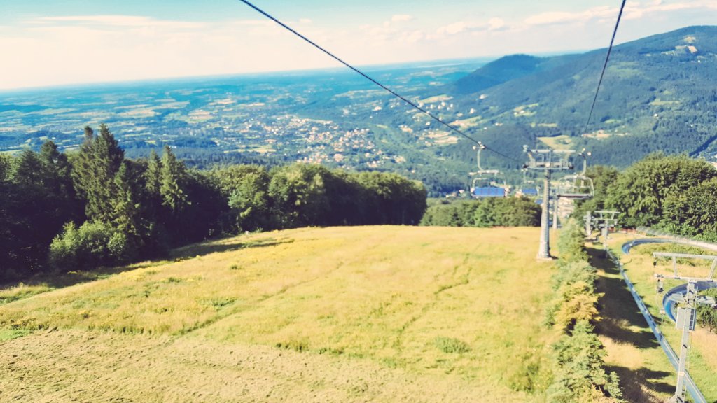 a_delbridge's tweet photo. On our way down Czantoria - Kolej Linowa on the chairlift #bneWYD16 #OnTopOfTheWorld #ustron 🇵🇱 https://t.co/8hLF69IAUO