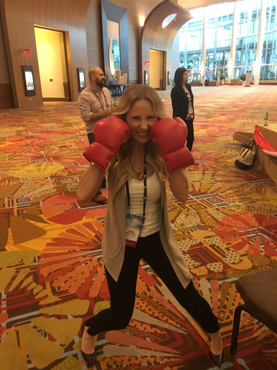 Zach_SFDC's tweet photo. Ready to rumble in O-town! #Triumph2016 @TriNet #PowerUp https://t.co/h3y0qbO1Kr