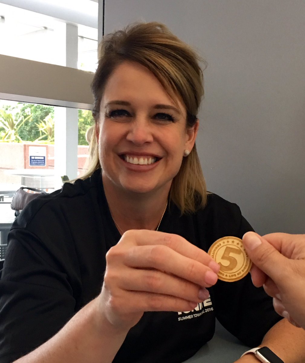 christinrayfho's tweet photo. Random acts of kindness at FH.@MyFHOrlando #FHOIGNITE https://t.co/HNUtMeObeQ