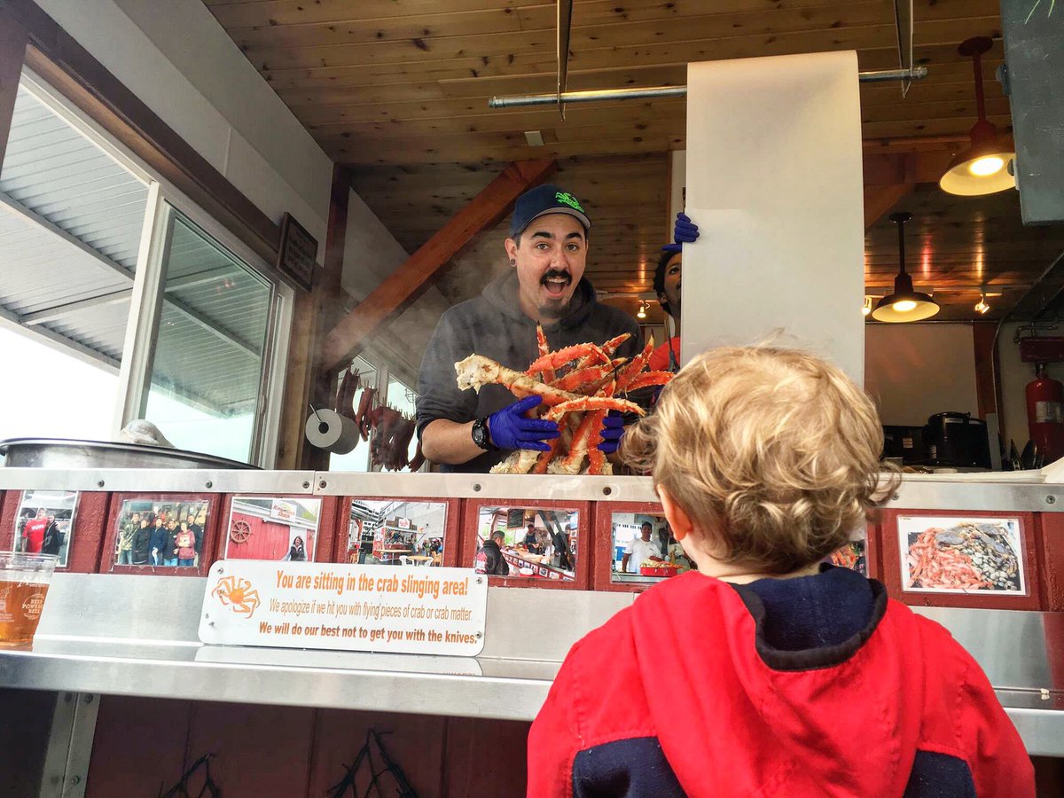 TracysCrab's tweet photo. #scenesfromtheshack #wheretoeatinjuneau https://t.co/ZA1VfzuHX4