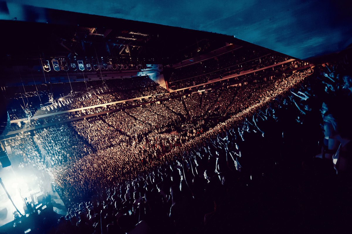 twentyonepilots's tweet image. • #ERS2016 in st paul, mn. [photos by @bradheaton]