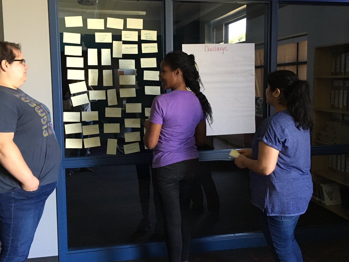 What do we do when power goes out in the middle of training? Open the blinds &amp; keep going! #Dedication @thomptr