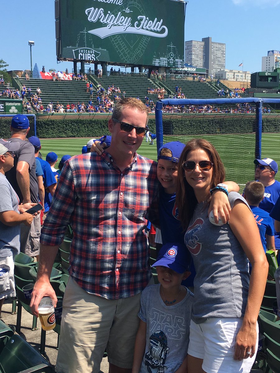 klefever1's tweet photo. Family day with my favorite Cubbies. We waited for an autograph but no go, next year!  #letsgo @cubs #Chicago https://t.co/Yl8PxoSMno