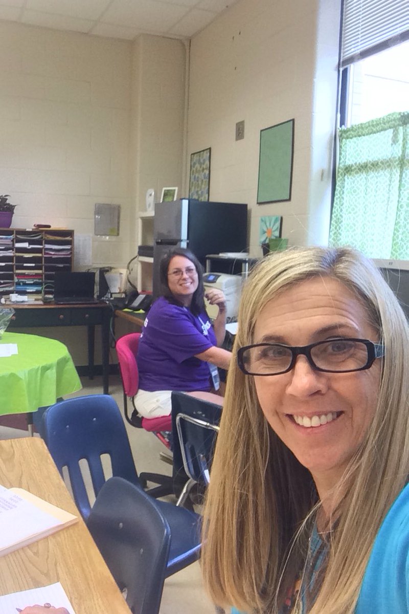 Wingtweets's tweet photo. Tate and Wing are up to our elbows in gifted referral paperwork!#collaborationandteamwork #SharonStrong https://t.co/ZcBPeFkuNR