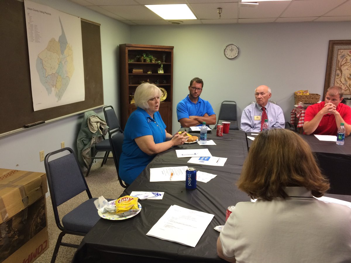 JoyGrayForRep's tweet photo. Enjoyed speaking with the Sturgis Chamber of Commerce this afternoon! #JoinJoy #GrayForRep https://t.co/quD4pPi37H