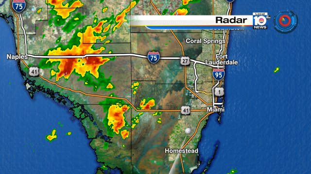 Spotty showers and storms are starting to develop over interior and western areas of South Florida. https://t.co/rNL9EW1gaQ