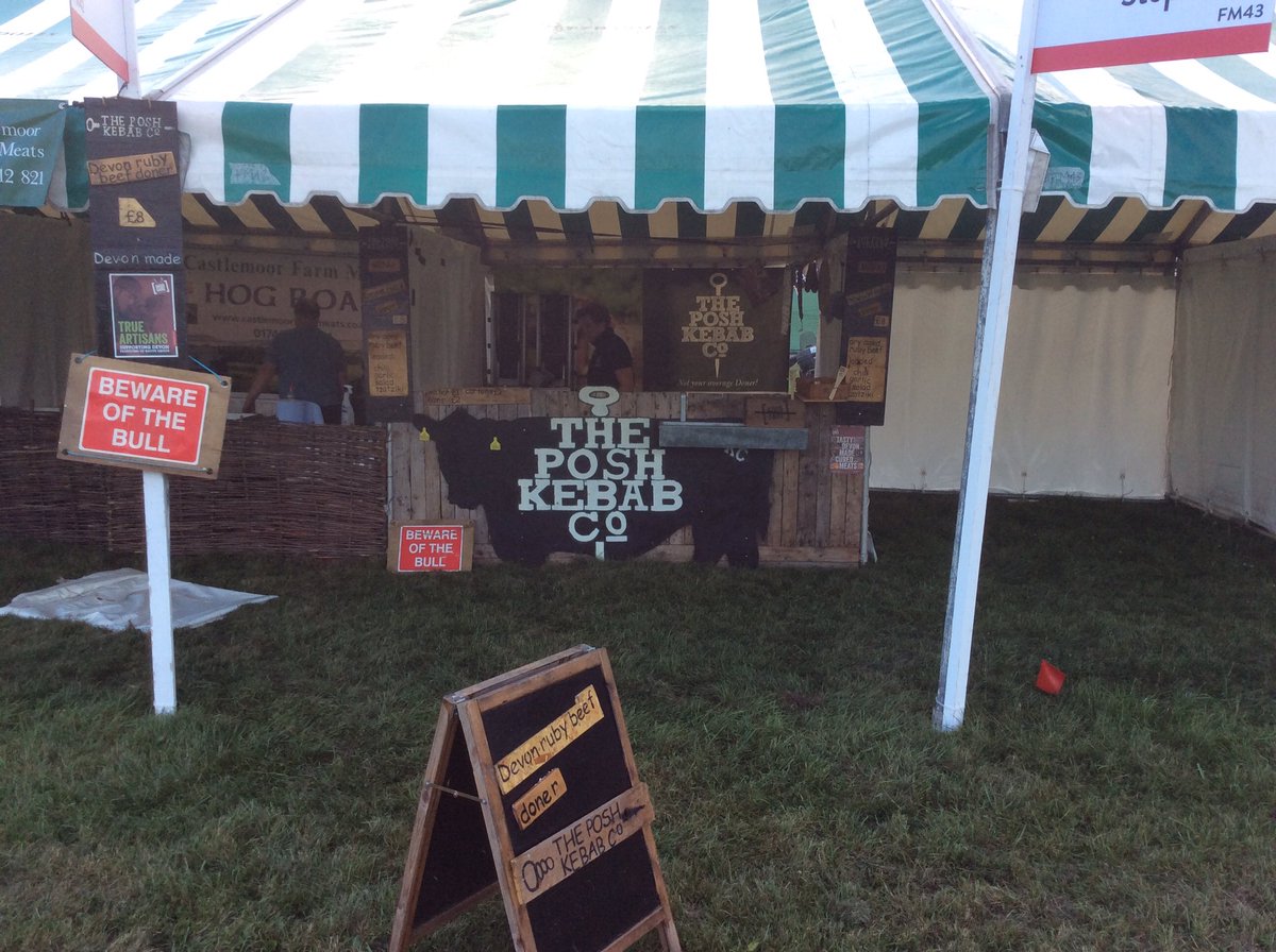 pigandpallet's tweet image. @Countryfilelive ready to go. @Poshkebab1 all day long @BlenheimPalace  come on down to the food market.