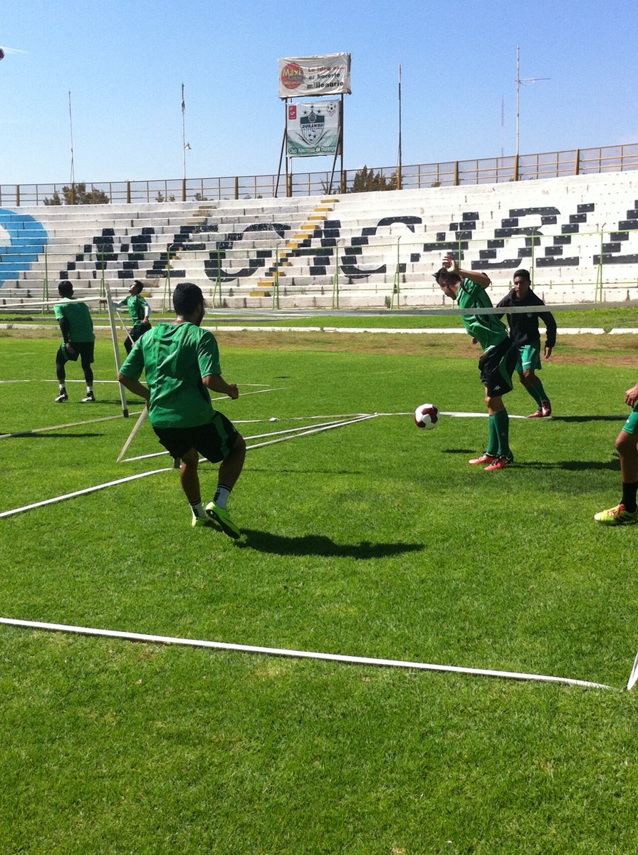 AlacranesClub's tweet photo. Algo recreativo con nuestros muchachos de la Segunda División Premier #DuroDurango https://t.co/X68AyBC3EY