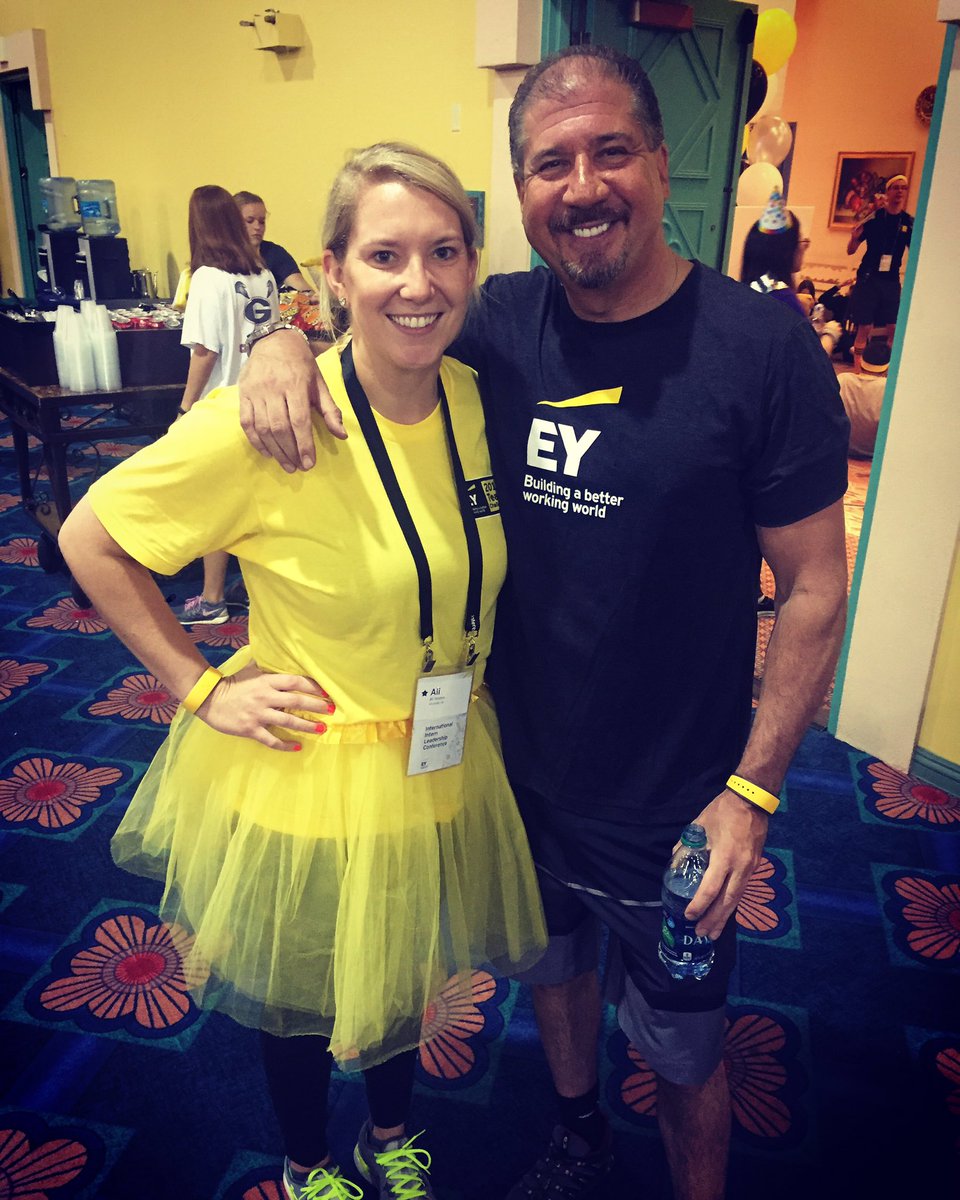 EYOhioRecruiter's tweet photo. Bucket list item - meeting Mark Weinberger while wearing a yellow tutu. #EYintern #IILC @eyuscareers https://t.co/xWz8zLAfVg
