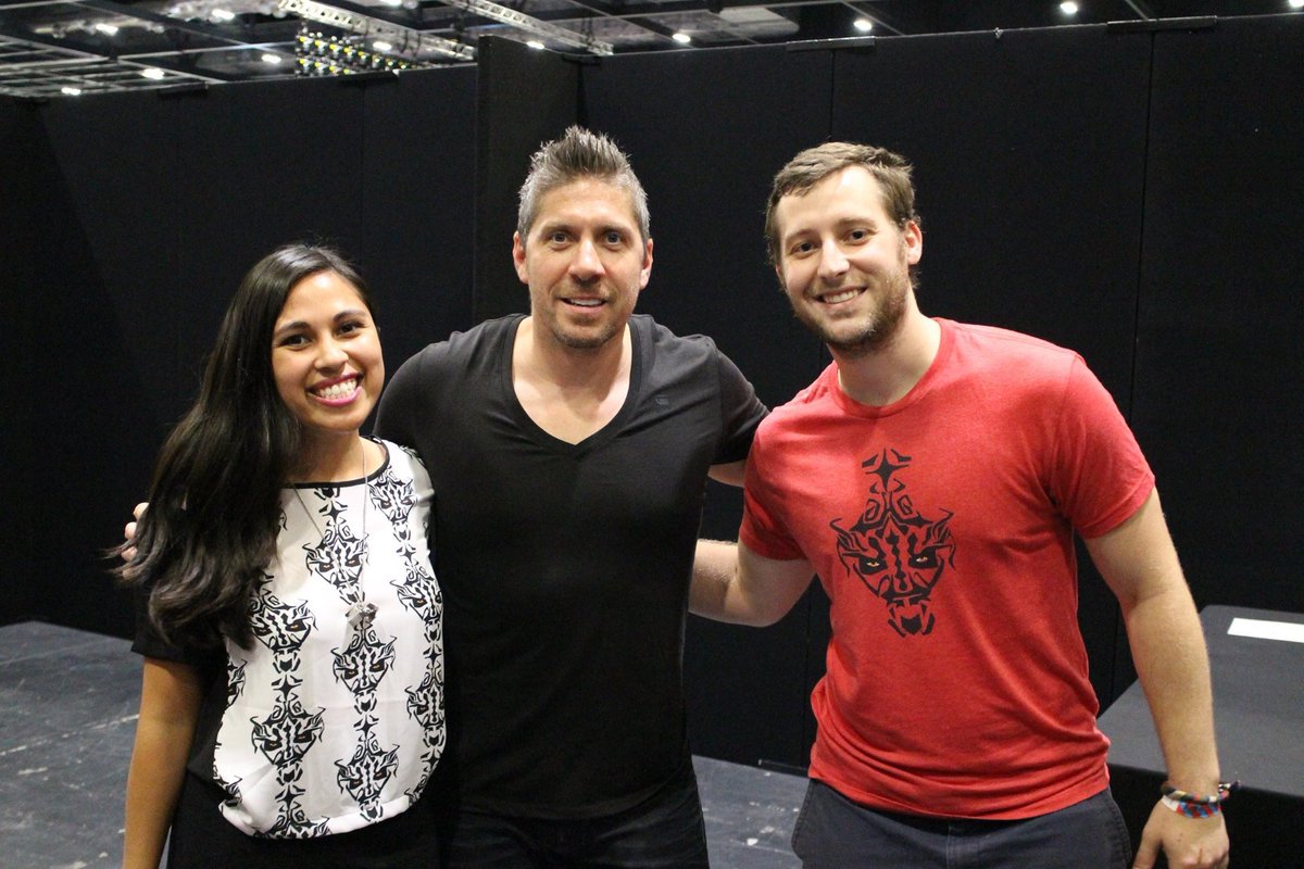 HalstynHart's tweet image. @IAMRayPark was awesome and said to show my original shirts to @HerUniverse @Ashley_Eckstein #SWCEPics #darthmaul 😍