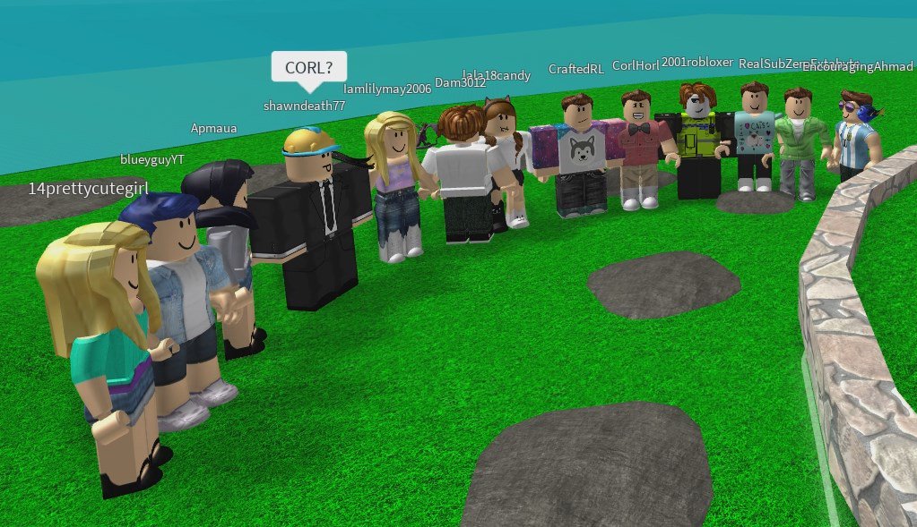 Denis On Twitter Took A Group Photo In Roblox Today Love