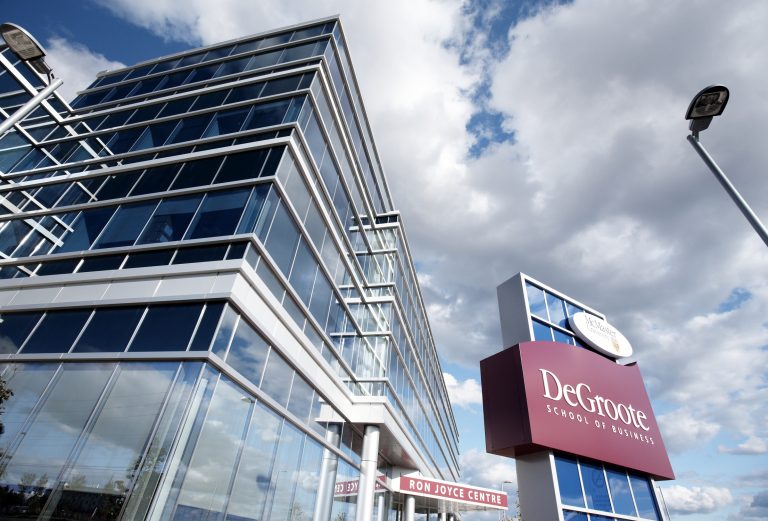 DeGrooteBiz's tweet photo. "Under the national spotlight: DeGroote #MBA ranked among Canada's top 10" https://t.co/1mXBaQXPb7 https://t.co/rmFFczQgxK