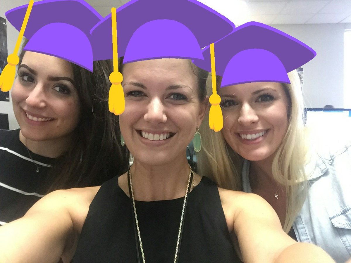 SonnamakerSpurs's tweet photo. #green2 #purple2 & #yellowK just graduated digital learning training!! #cisdlearns #newhires @NetZeroLee https://t.co/ELMsgijdBU