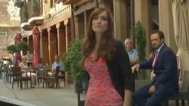 Morgaders's tweet photo. Así luce @ana_morgade en la 2ª temp. de #OlmosYRobles. @lariojacom se cuela en el rodaje: https://t.co/pBcdaey4do? https://t.co/GtdO5uRIts