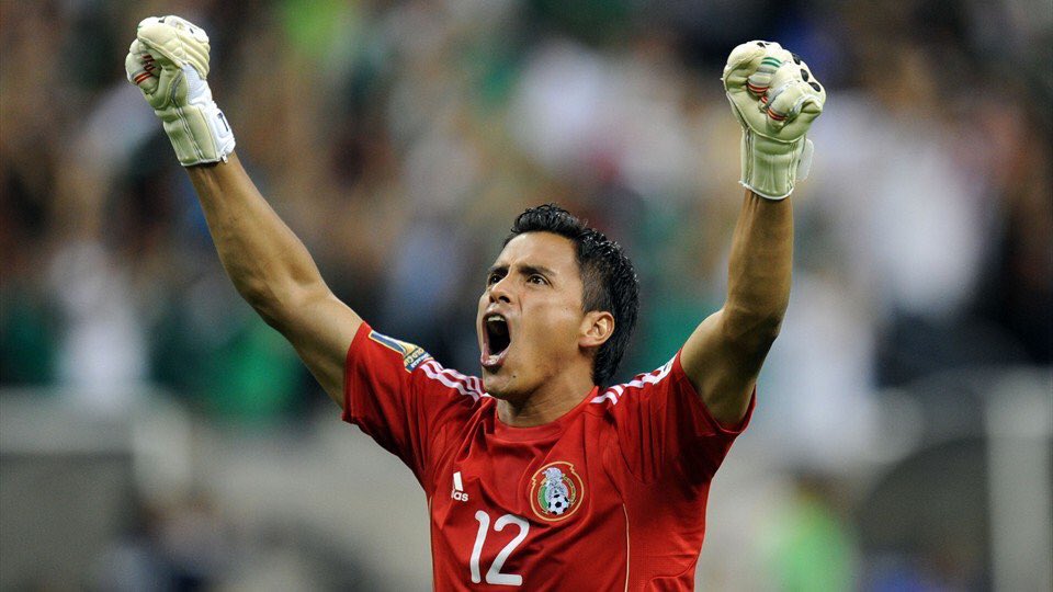 sportanosdxt's tweet image. #SportMédica presenta: #NotiTri
@1AlfredoTala se reporta listo para defender a @miseleccionmx en #Rio2016.