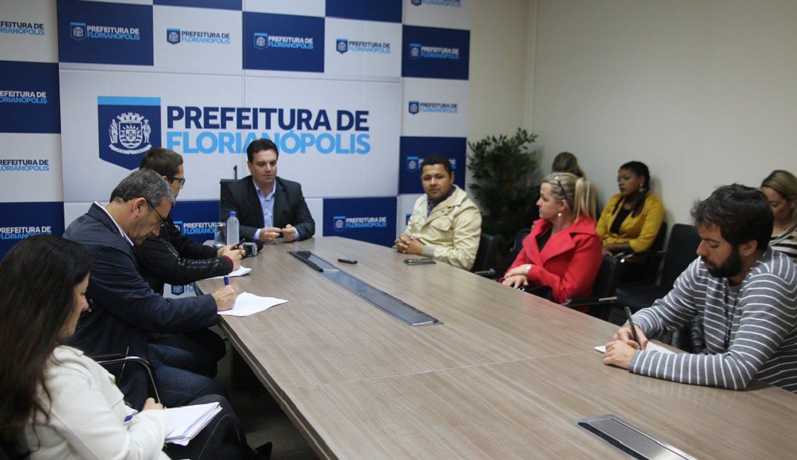 adrianoinforme's tweet photo. Florianópolis vai conceder passe livre a gestantes
https://t.co/nSVJ8TvWBP https://t.co/avulp9EiX6