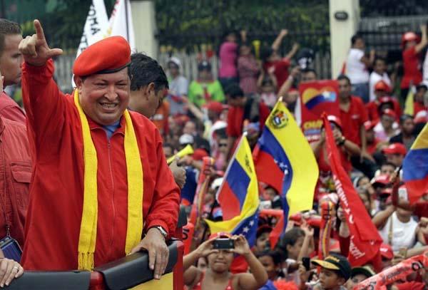 <a href="/avilescandanga/">Carlos Avilés S</a> <a href="/NicolasMaduro/">Nicolás Maduro</a>  L@s dign@s hij@ss de Bolivar y Chavez Saludamos a la tierra Sandinista Viva Daniel !