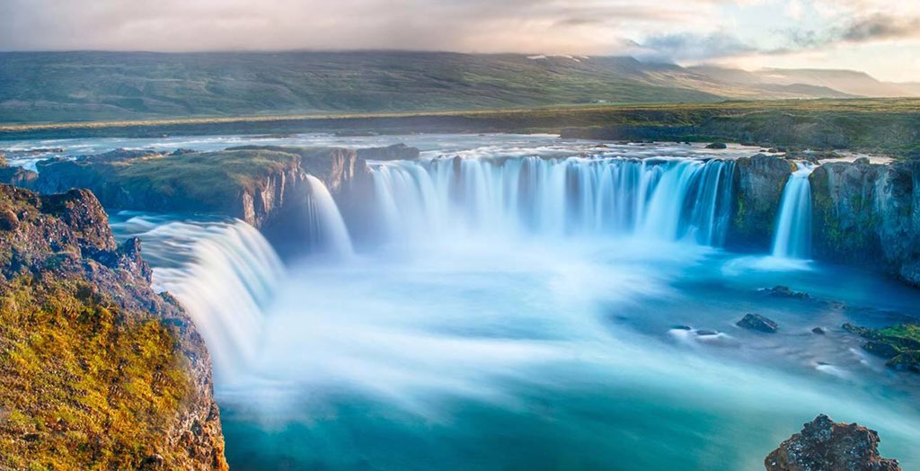 college_iceland's tweet photo. Iceland is home to 7 "háskóli" or universities #studyiniceland https://t.co/OCUuqyqits