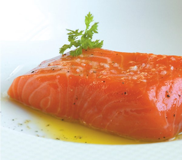ChefsArsenal's tweet photo. .@AllClad Ambassador Thomas Keller's #salmon #recipe. 
Complete recipe: https://t.co/i5Q8h9Qtwa #chefsarsenal https://t.co/UYHsjUbBPv