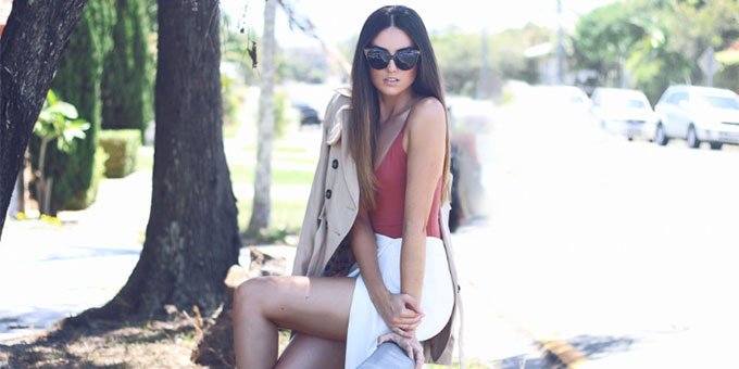 fashionweekly's tweet photo. What you never knew about @jeskaalee #interview #fashionhacks #winterfashion2016 https://t.co/Um0N1lG1MF #blogger https://t.co/QUDk28MY9G