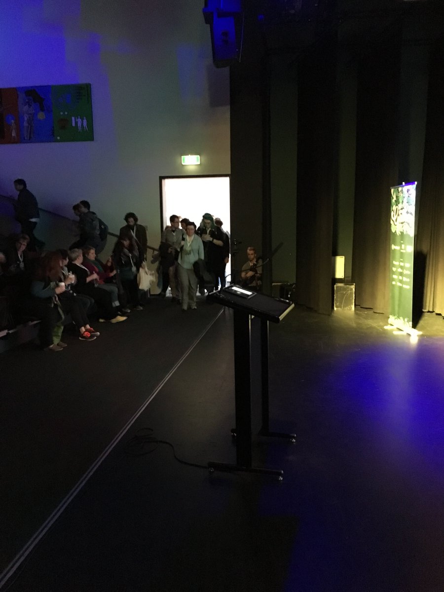 We're coming in for The Gathering now!