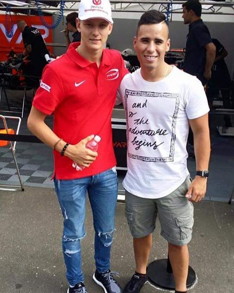 Rochi_F1's tweet photo. ❤️ Best Friends 🤝 #MS29🇩🇪 #JM96🇦🇺 #MickSchumacher #JoeyMawson https://t.co/T0qgVOQF8g