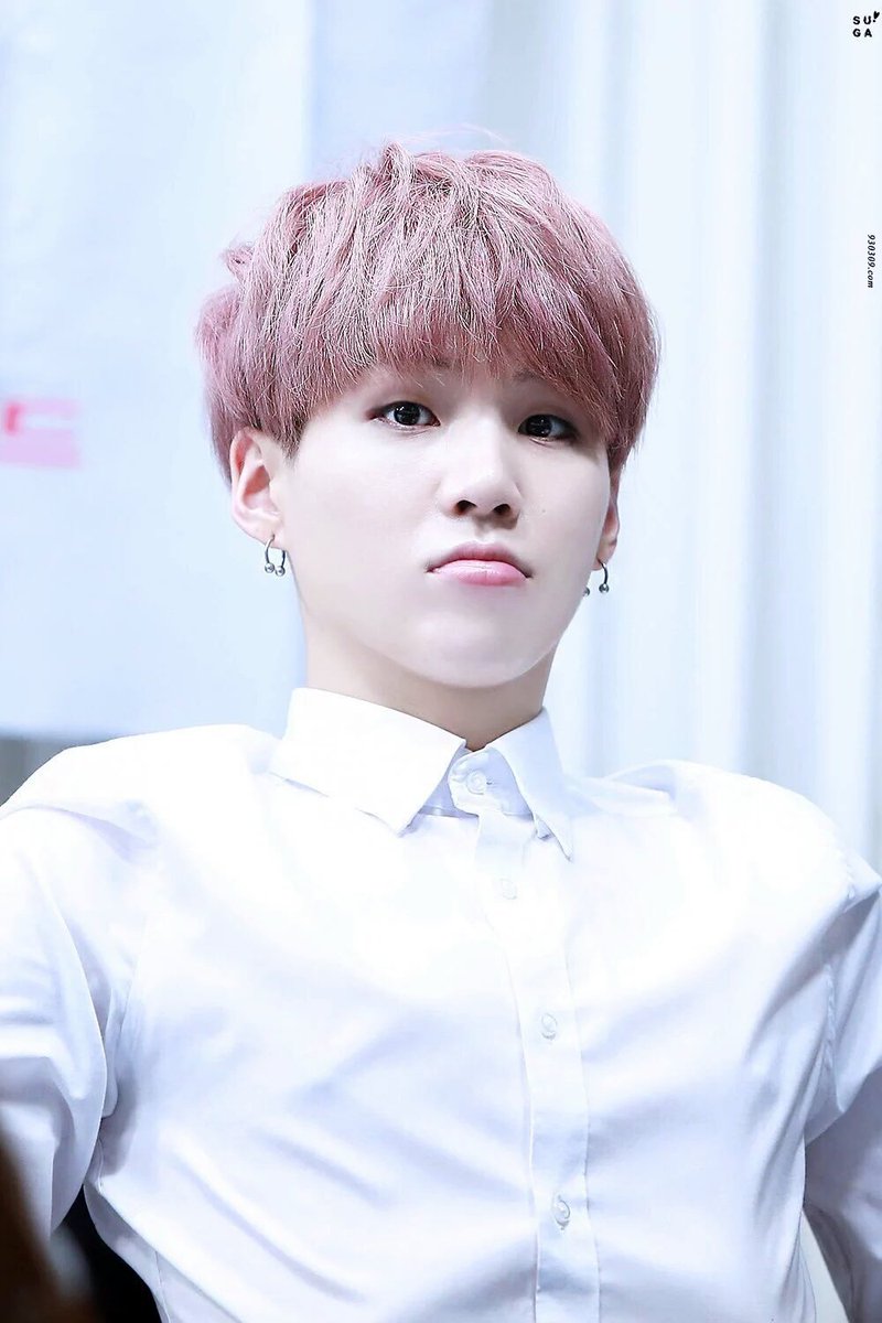 randomBTSpics tweet picture