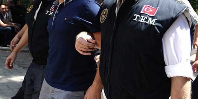 Mersin'de 5 vali yardımcısı tutuklandı - Yarına Bakış bit.ly/2a1nI85