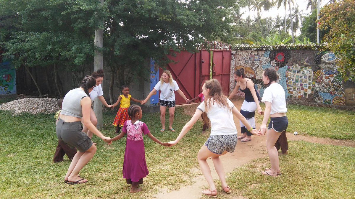 AQZanzibar's tweet photo. On day two we did activities with the school kids. They were really loved all the hokey cokey :) https://t.co/eQcfCLhnrf