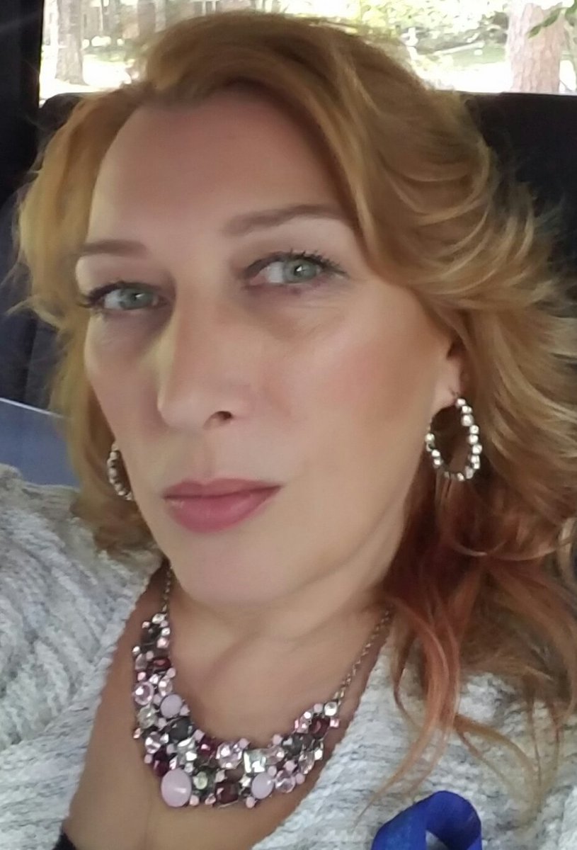 KittyBlingGirl's tweet photo. Got my #smize going on!!!
#tyrabeauty #howiwerk #oneteamonedream
https://t.co/IHMuQ8kQnX https://t.co/rWllUFbSp7