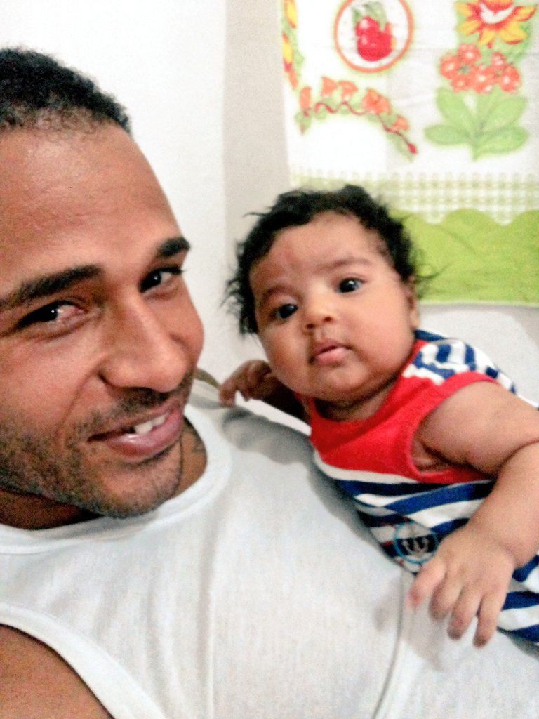 cceliateles308's tweet photo. Amores razão de viver 😘😍❤ https://t.co/Kz1quSKrlF