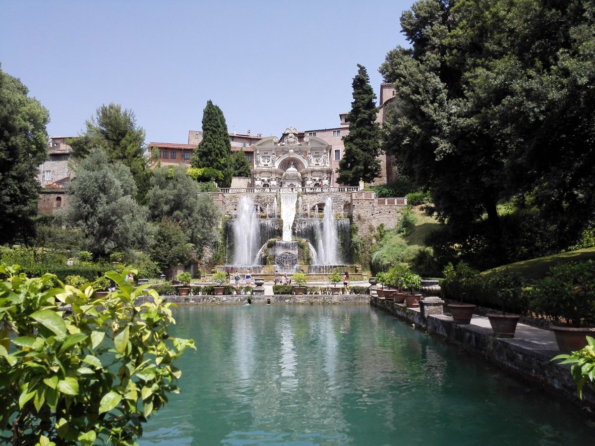 DDonckerT's tweet photo. #Renaissance #Art #Tivoli #Ariosto #Ladolcevita #Dreamgarden @BeautyfromItaly @AurelieHeyninck @GHeyninck https://t.co/d8UlDa3HAl