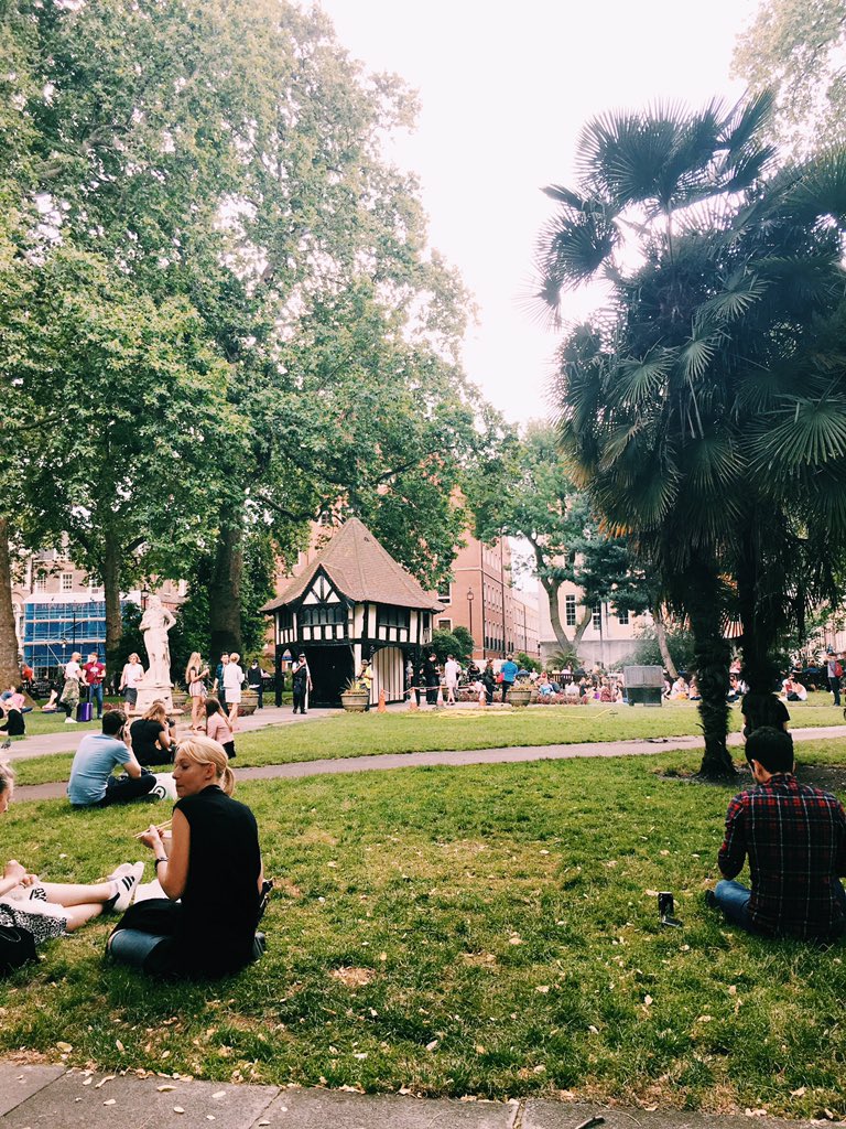 NinaSandeman's tweet photo. Enjoying the park life https://t.co/tIaXjBLsi3