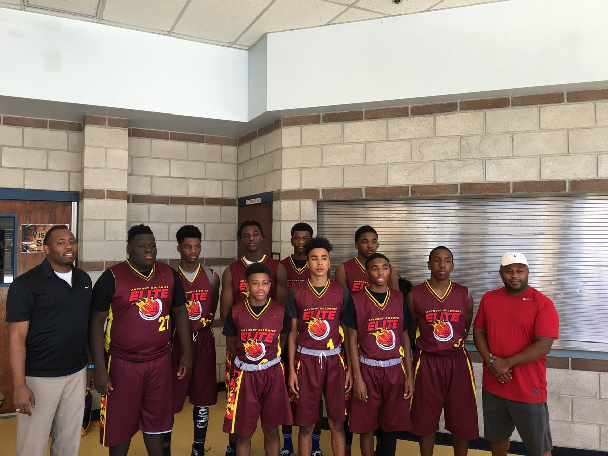 🔋🏀🍴 @GoldwireElite <a href="/BigfootHoops/">Bigfoot Hoops</a>  #AGE16u