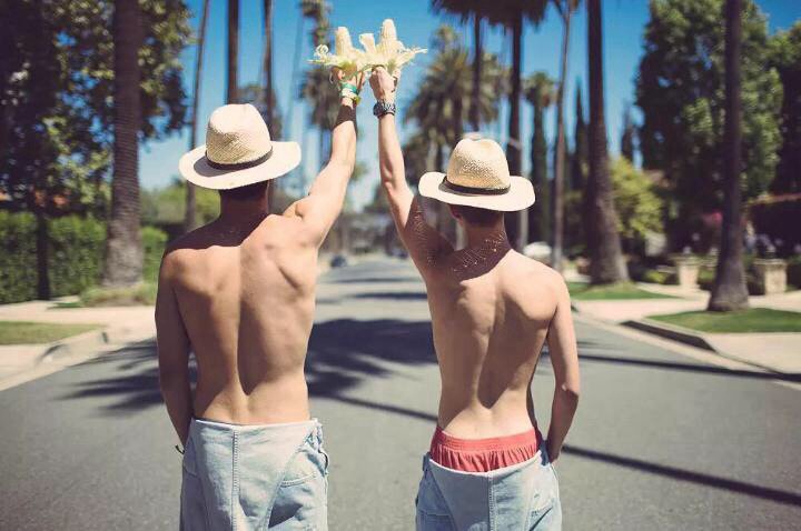 magicallyjacks's tweet photo. go buy #CALIBRASKAEP by Jack and Jack it's amazing!!! https://t.co/otvW17n0BR