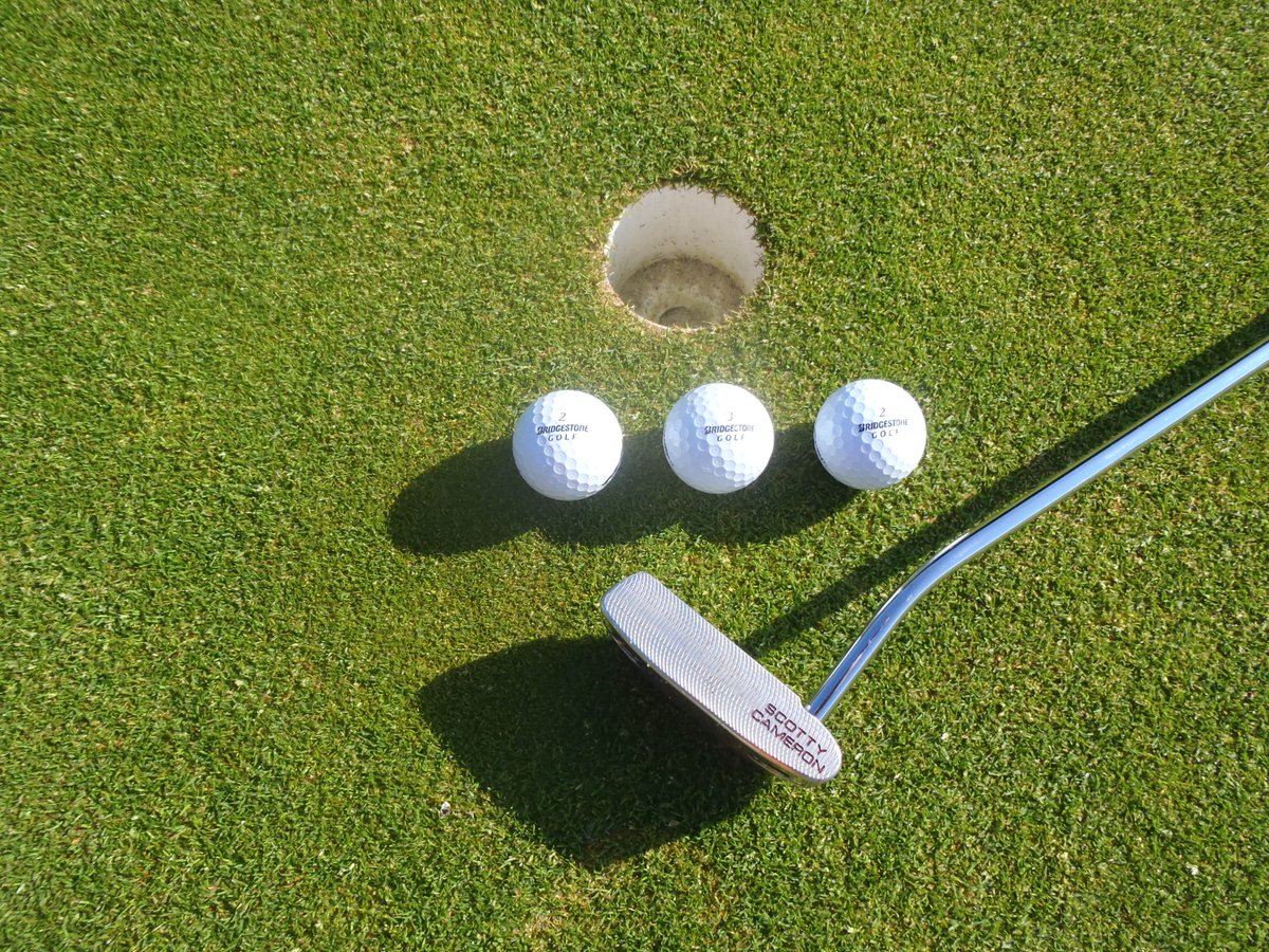 HitITAccurately's tweet photo. Drill putts with @bridgestonegolf B330 RX and @ScottyCameron https://t.co/PZIy8ZwkkT