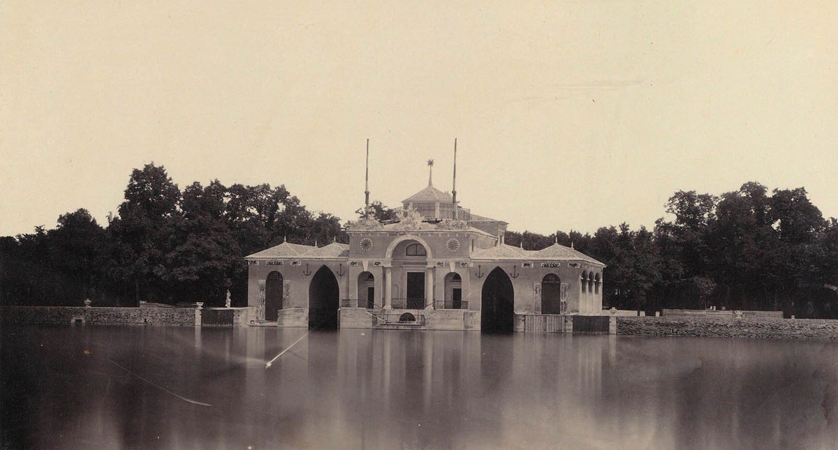 ExprimeMadrid's tweet photo. Embarcadero del estanque del Retiro #Madrid 1858 https://t.co/8lbbN23jwO