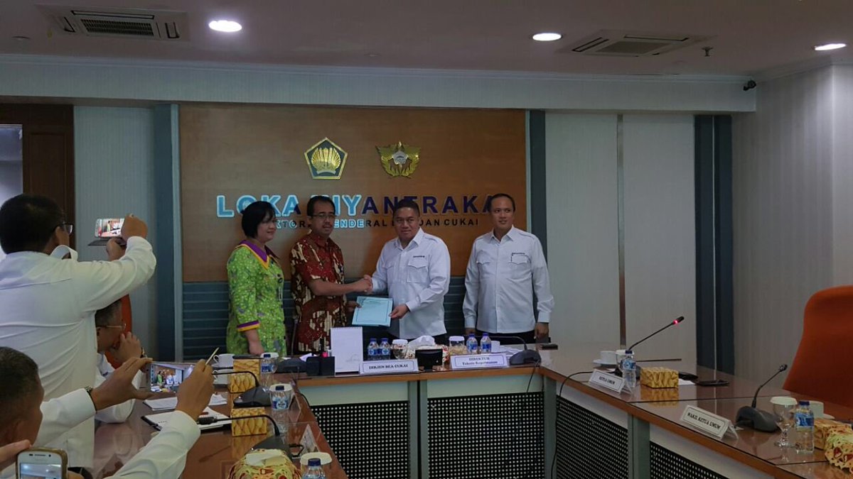 asperindo's tweet photo. Perkenalan dan audiensi Pengurus DPP Asperindo dgn Bpk Heru Pambudi, Dirjen Bea Cukai (22/07) https://t.co/NV99iCtQHi