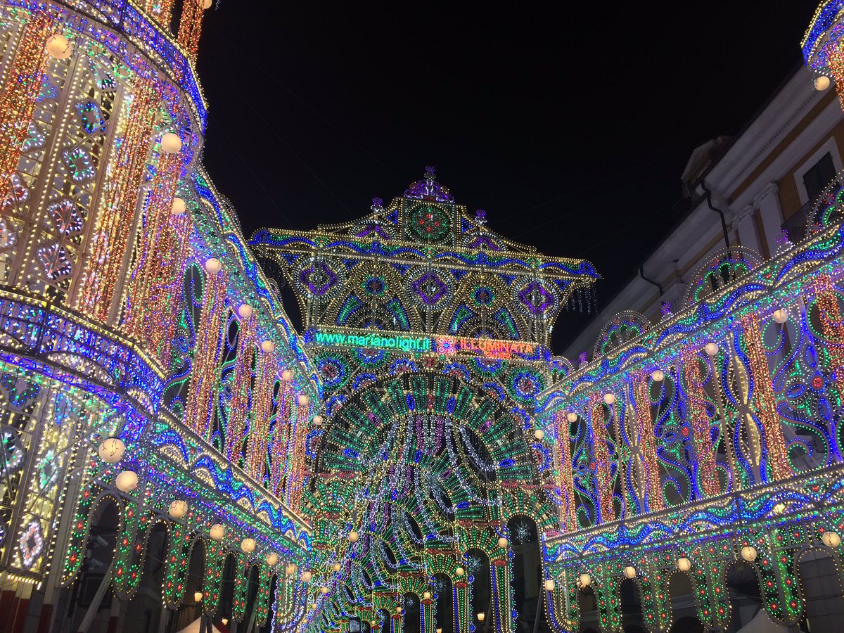 AlessandroForn6's tweet photo. #PHOTO, "L'ILLUMINATA DI CUNEO" #art #light #cuneo #music #architecture #photography #performance #urbanperformance https://t.co/pCYhMoBML7