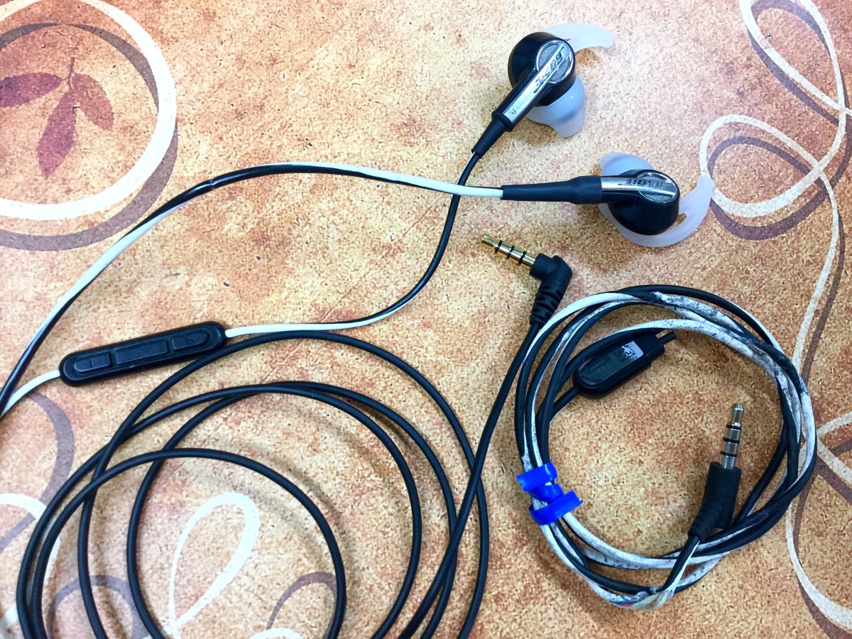 日付付き 避けられない 摩擦 イヤホン ケーブル 被覆 Centerofagapelove Org