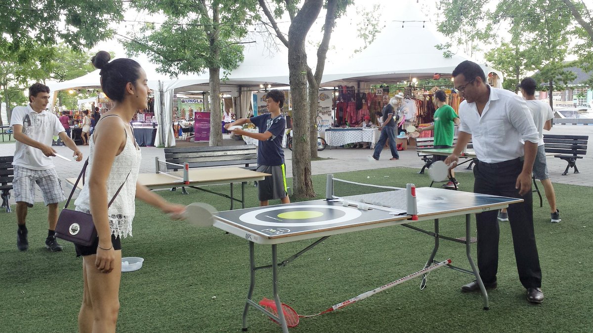 MananRBuch's tweet photo. Fun of downtown life #minipong #downtowntoronto @HarbourfrontTO https://t.co/WB2TIgsGAD