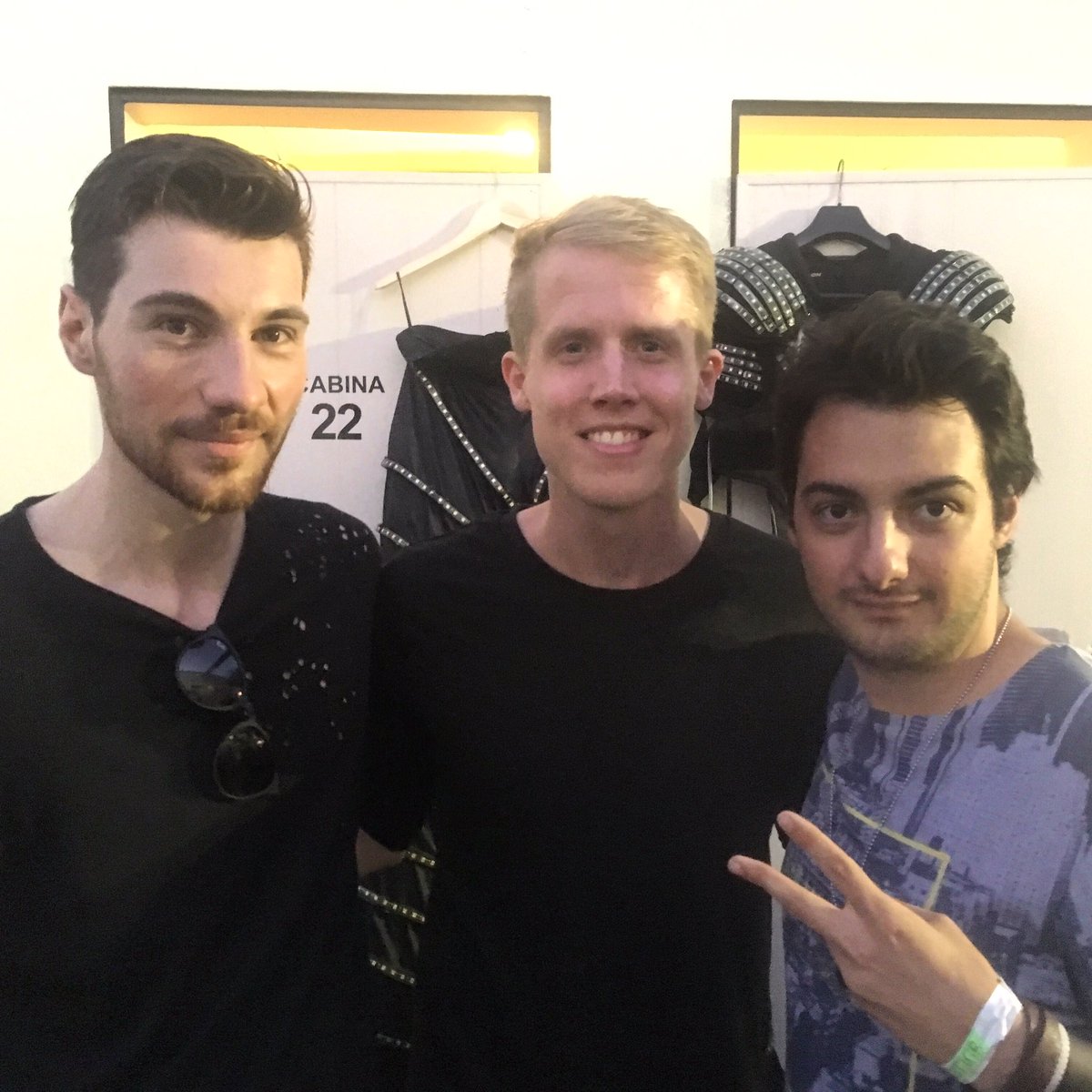 matros24's tweet photo. Last Weekend al CocoBeach (Lonato del Garda) Thanks Bro #jayhardwey #matros #zigro #djsforchildren #cocobeach https://t.co/mvP6eWgALF