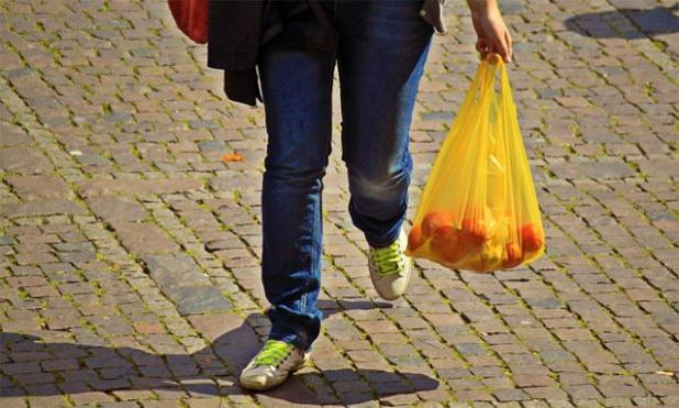 larepublica_pe's tweet photo. #UnaBuenaIdea: Sepa por qué no usar bolsas de plástico https://t.co/2yZH7hMTWa https://t.co/yGa1b48xEE