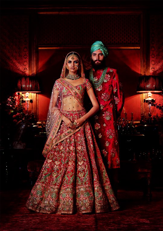 IndianCouturee's tweet photo. Sabyasachi Firdaus Collection https://t.co/pfWNQ7mrF5