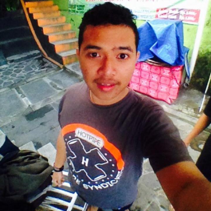 Virnando_02's tweet photo. I am streaming on #BIGOLIVE > 😉. Join now! https://t.co/KP2NJ9Q7ZU https://t.co/8joEyVKHkL