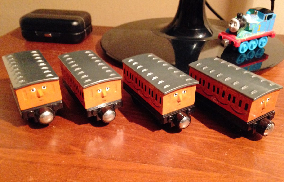 thomas and friends take n play annie and clarabel